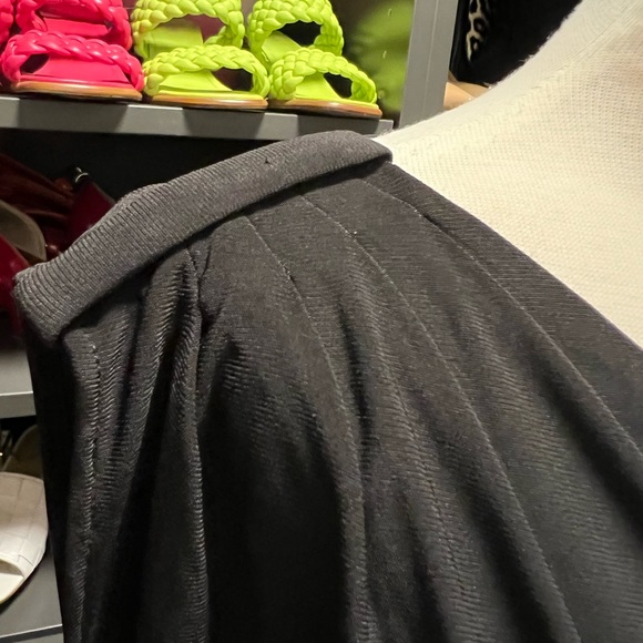 WHBM Black Top - Picture 4 of 5